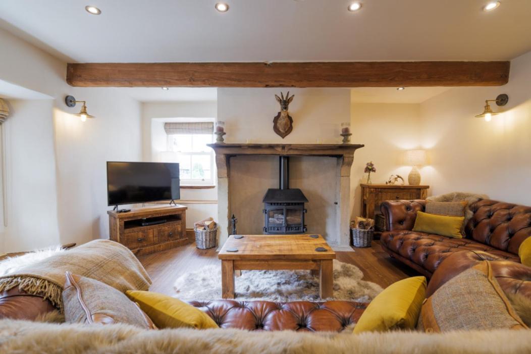 5 Star Cottage On The Green With Log Burner - Dog Friendly Austwick Екстер'єр фото