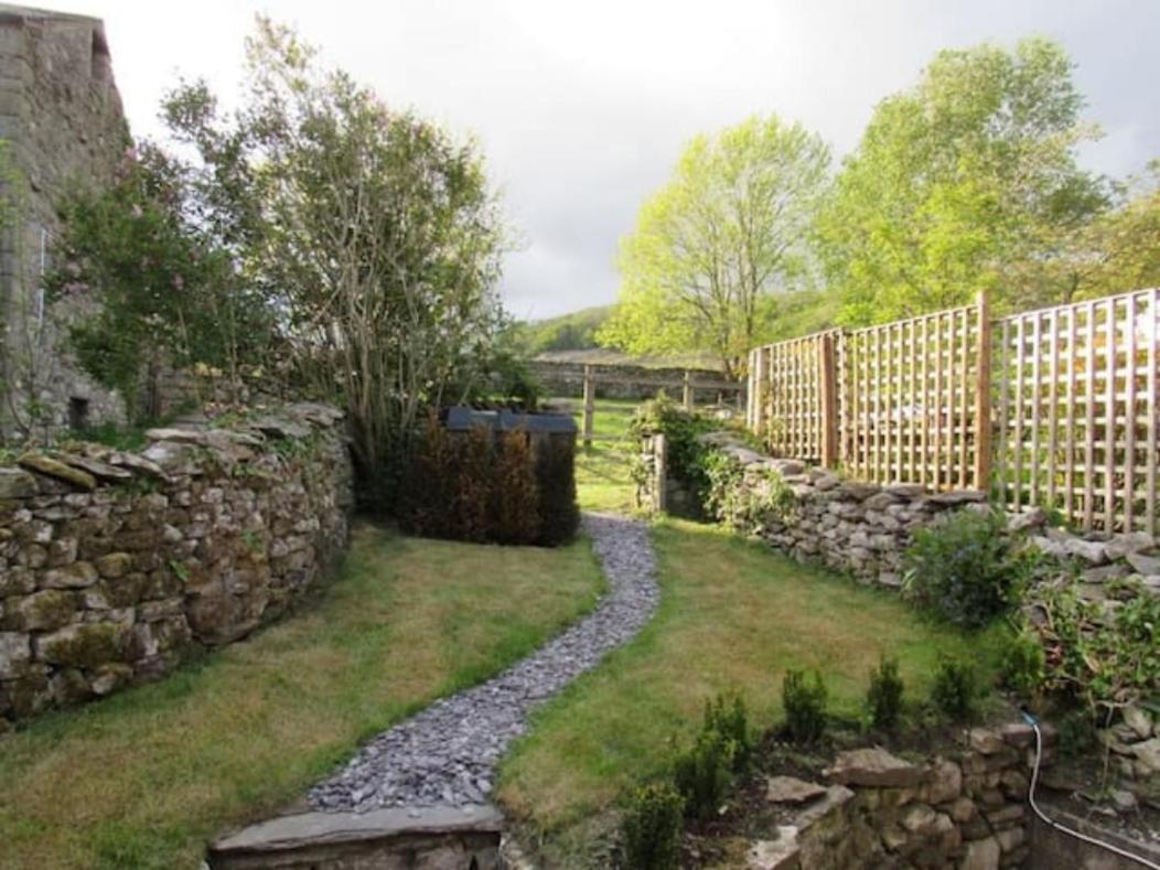 5 Star Cottage On The Green With Log Burner - Dog Friendly Austwick Екстер'єр фото