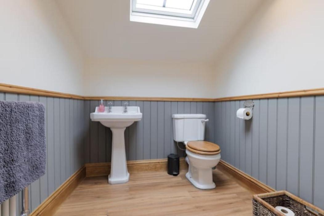 5 Star Cottage On The Green With Log Burner - Dog Friendly Austwick Екстер'єр фото