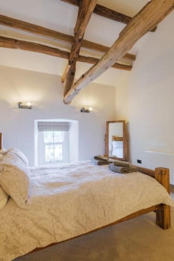 5 Star Cottage On The Green With Log Burner - Dog Friendly Austwick Екстер'єр фото